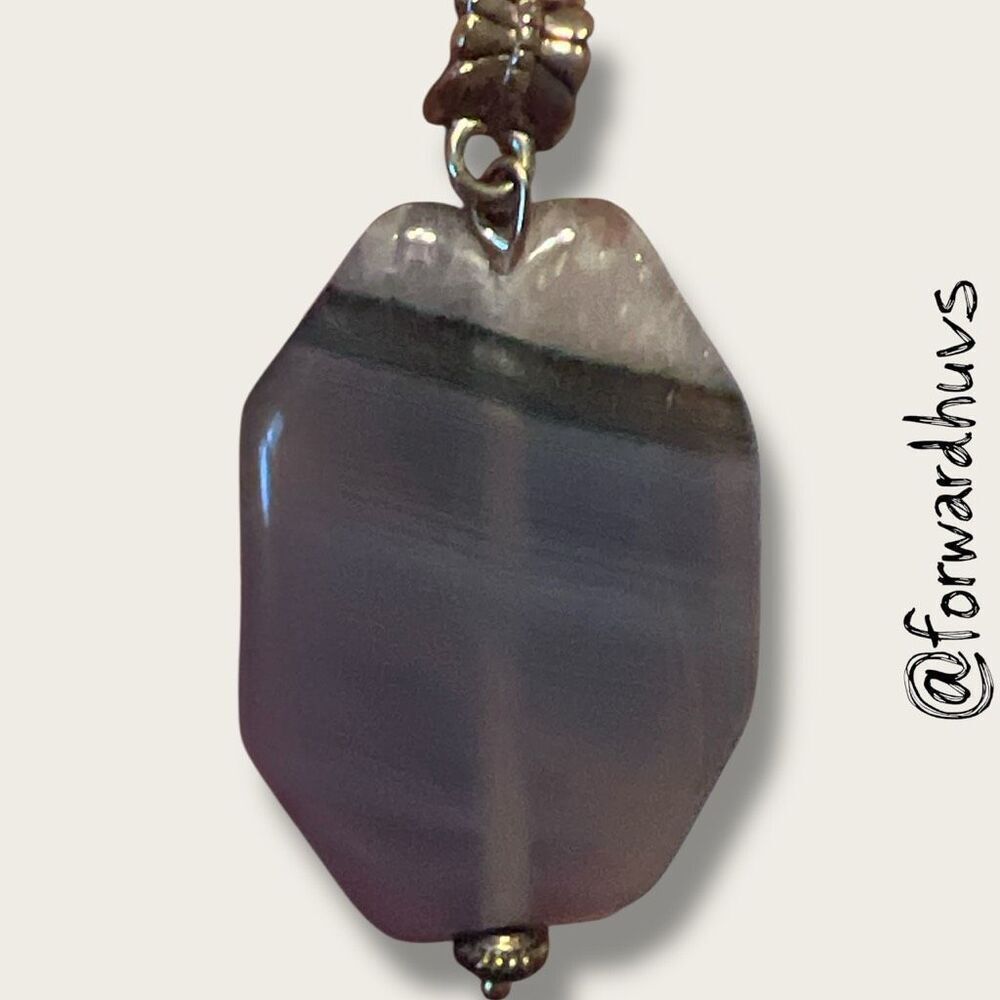 Natural Agate Stone Pendant – Polished Finish, Gradient Bands, Metal Bail